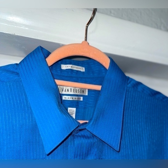 Van Heusen Mens Classic Fit & Satin Stripe Blue Button Down Dress Shirt - Picture 7 of 7